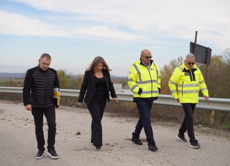 Lucrările de consolidare a podului de la Căteasca, aproape gata!